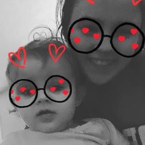 Meet your Posher, Caitlin sierra